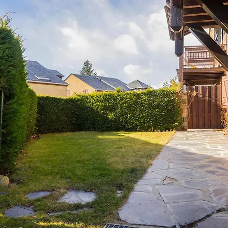 Ideal Familias En Madame Lejlighed Bourg-Madame