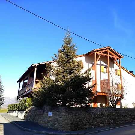 Ideal Familias En Madame Bourg-Madame